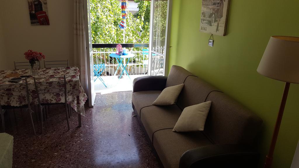 Kokoni Apartments Ambelokipi, Athén Kültér fotó
